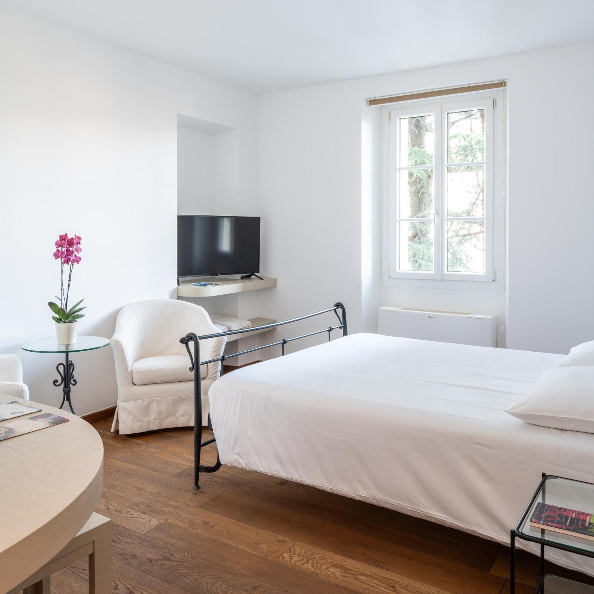 Rosa Dei Venti - Lake View Apartments & Suites Bellano Buitenkant foto